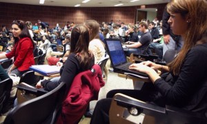 47080_44250_03132007_laptoplife008ff